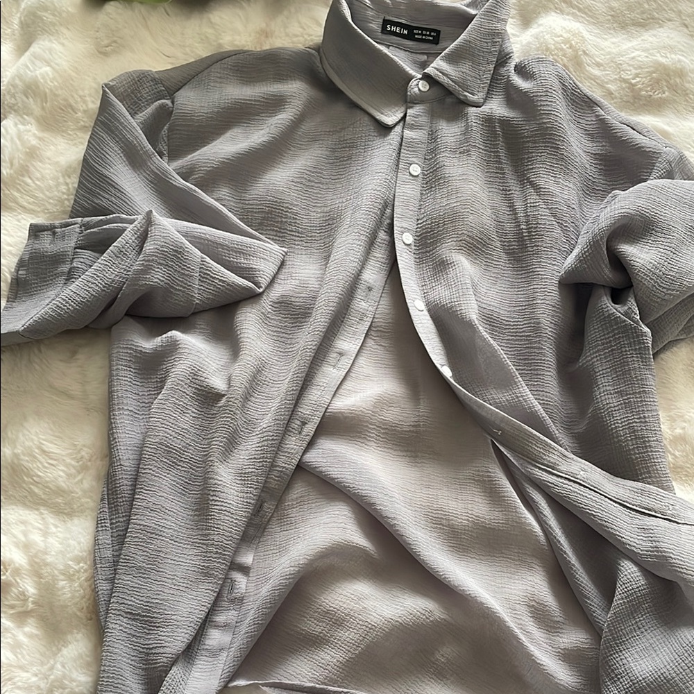 SHEIN Women's Gray Textured Button Down Shirt - Picture 2 of 3